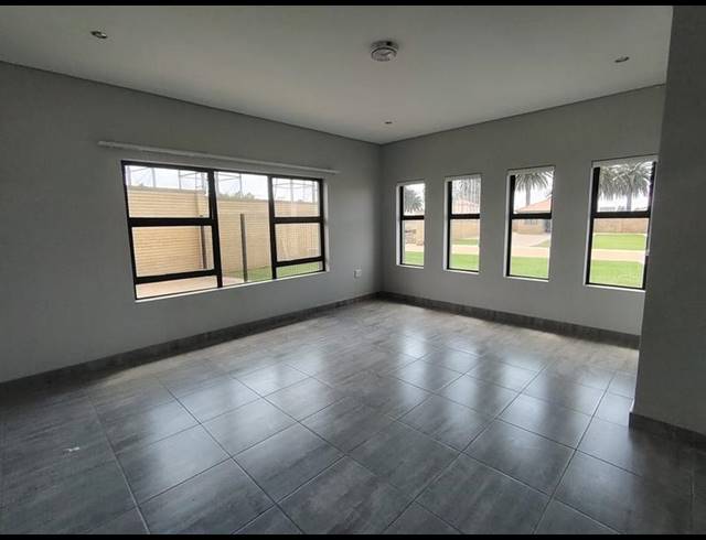 5 BEDROOM PROPERTY TO RENT IN DELMAS